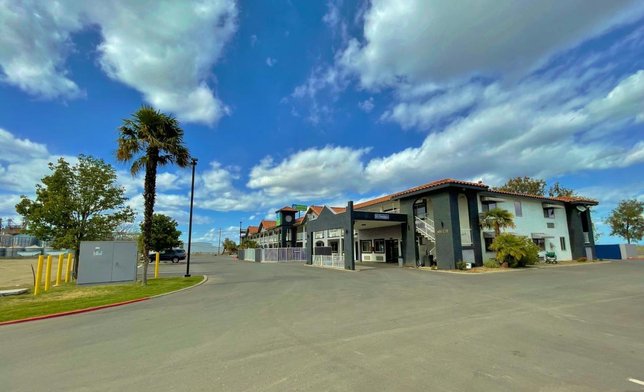 Surestay Hotel By Best Western Williams Exterior photo